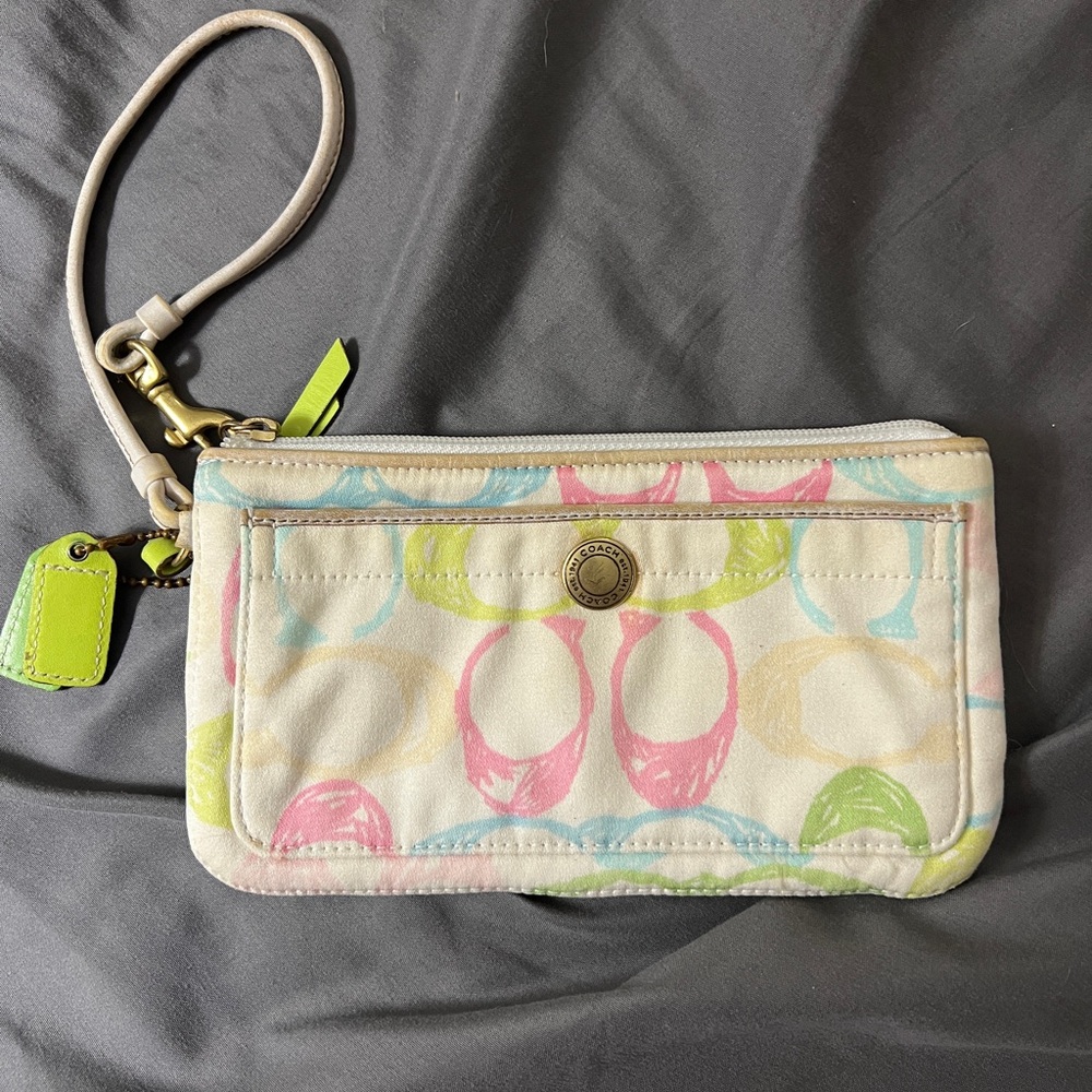 Coach vintage Colorful Wristlet with Logo Pattern